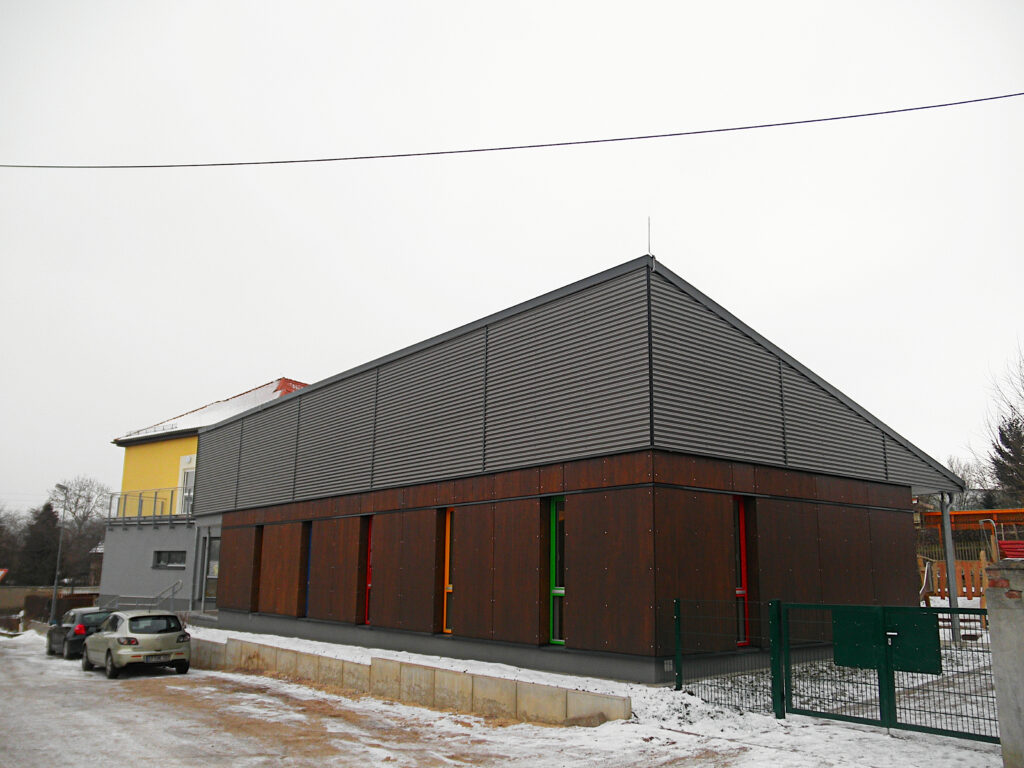 Neubau Kita Bienenschwarm in Ulrichshalben